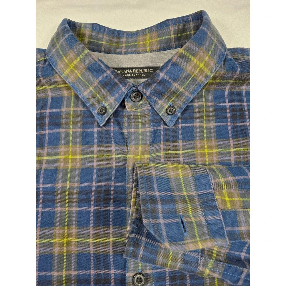 Banana Republic Luxe Flannel Camden Fit Mens Large Blue Plaid Button‎ Down Shirt